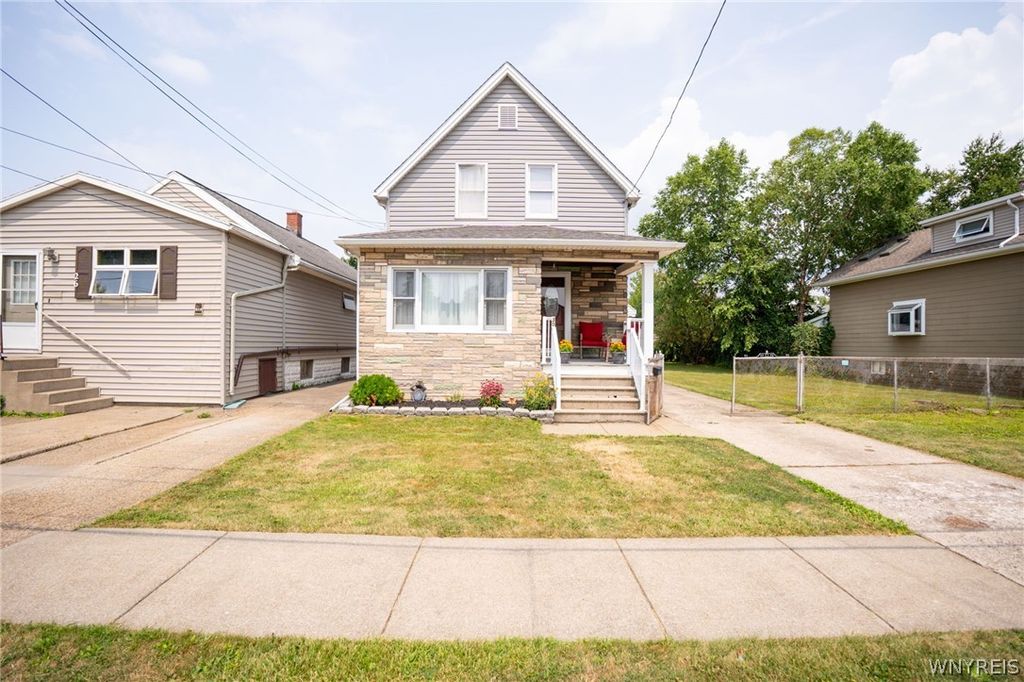 30 Modern Avenue, Lackawanna, NY 14218