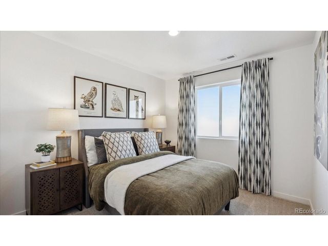 9833 Bahama St, Commerce City, CO 80022