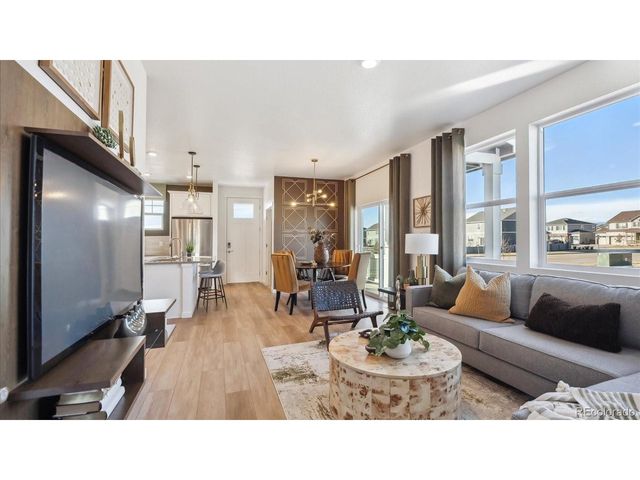 9833 Bahama St, Commerce City, CO 80022