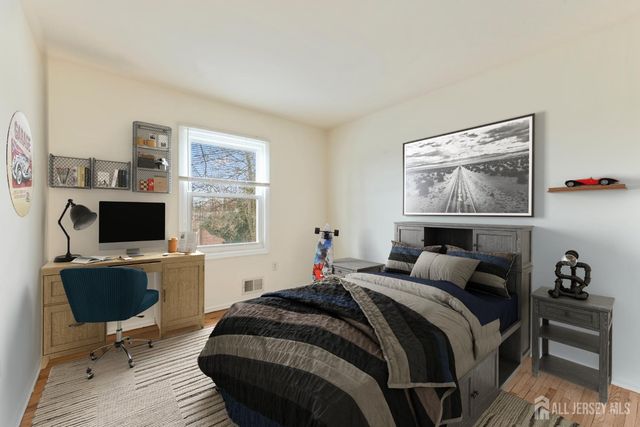 20 Phelps Avenue, New Brunswick, NJ 08901