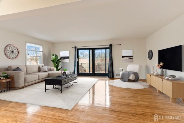 20 Phelps Avenue, New Brunswick, NJ 08901