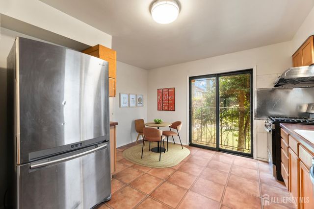 20 Phelps Avenue, New Brunswick, NJ 08901