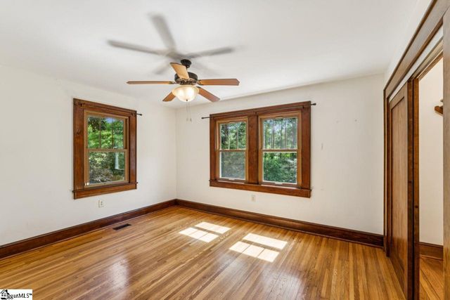 321 S Pine Street, Walhalla, SC 29691