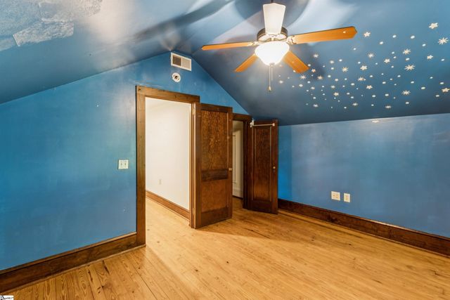 321 S Pine Street, Walhalla, SC 29691