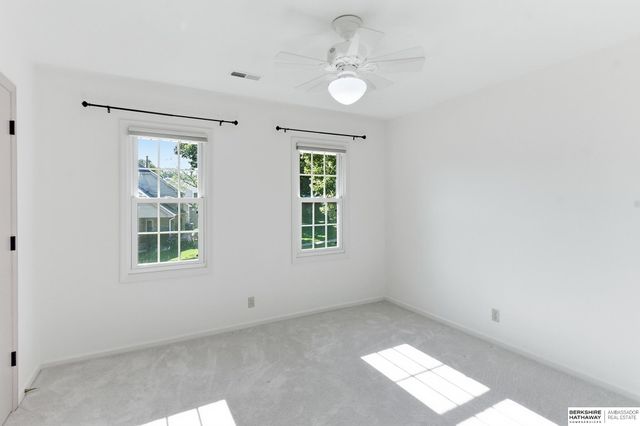 6608 S 107th Street, Omaha, NE 68127