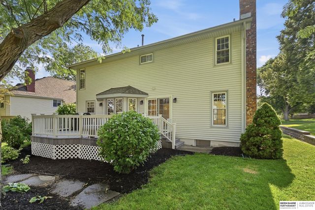 6608 S 107th Street, Omaha, NE 68127
