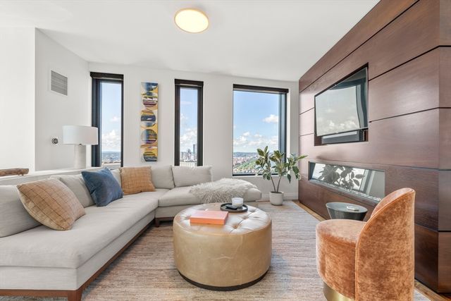 110 Sudbury Street 4002, Boston, MA 02114