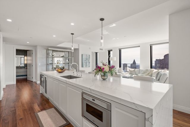 110 Sudbury Street 4002, Boston, MA 02114