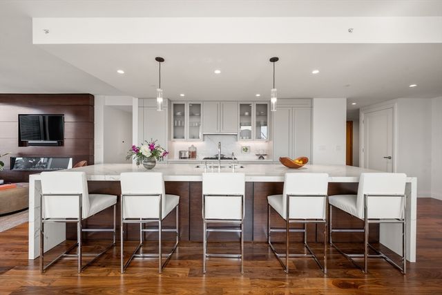 110 Sudbury Street 4002, Boston, MA 02114