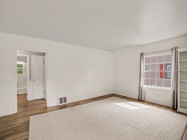 3554 Mccracken Street, Norton Shores, MI 49441