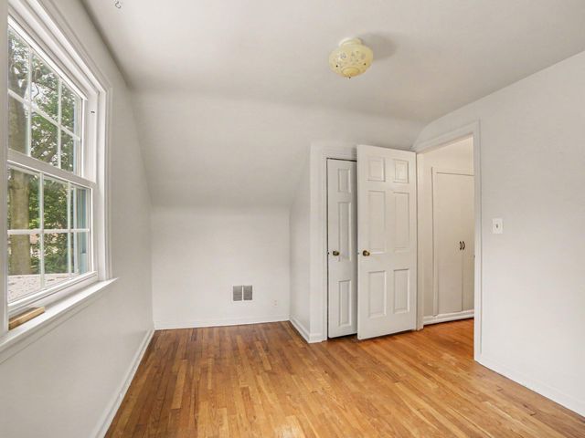 3554 Mccracken Street, Norton Shores, MI 49441