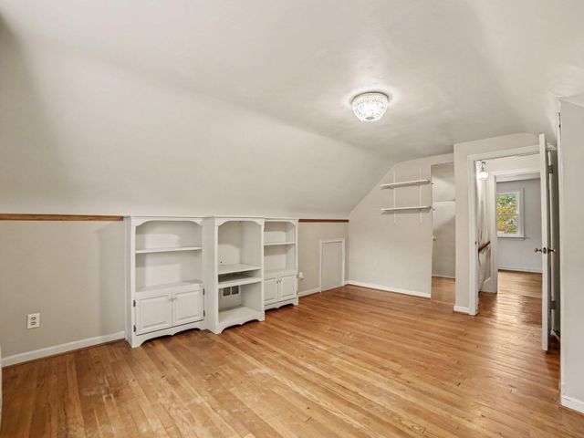 3554 Mccracken Street, Norton Shores, MI 49441