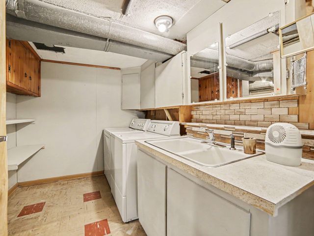 3554 Mccracken Street, Norton Shores, MI 49441