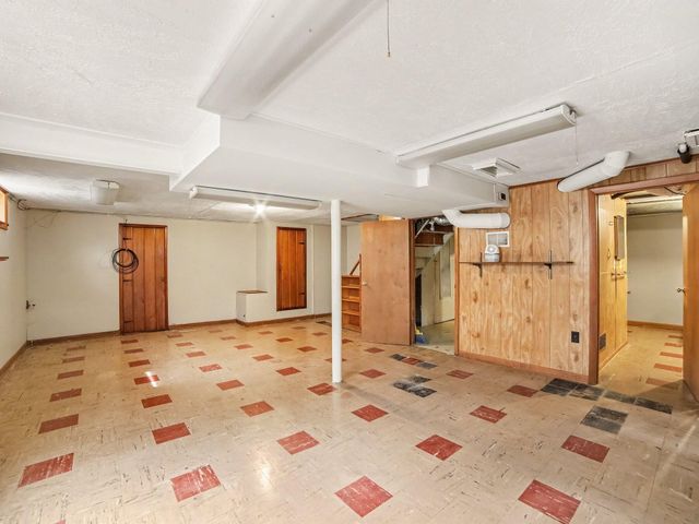 3554 Mccracken Street, Norton Shores, MI 49441