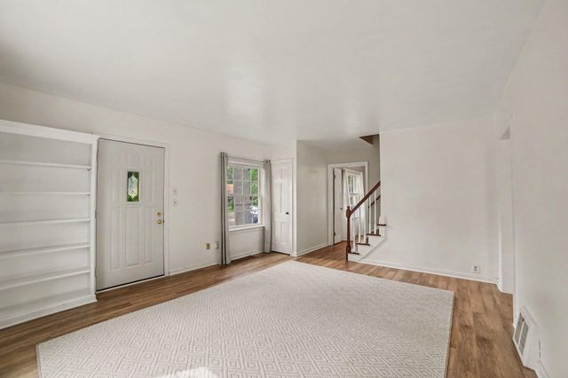 3554 Mccracken Street, Norton Shores, MI 49441