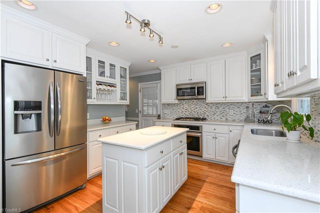 309 Guilford Road Guilford Road, Jamestown, NC 27282