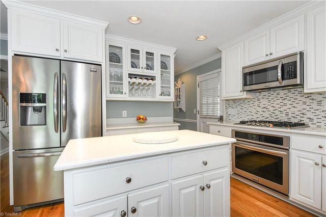 309 Guilford Road Guilford Road, Jamestown, NC 27282