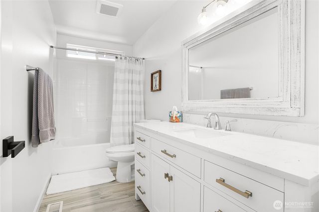 7118 Ashdown Lane SE, Olympia, WA 98513