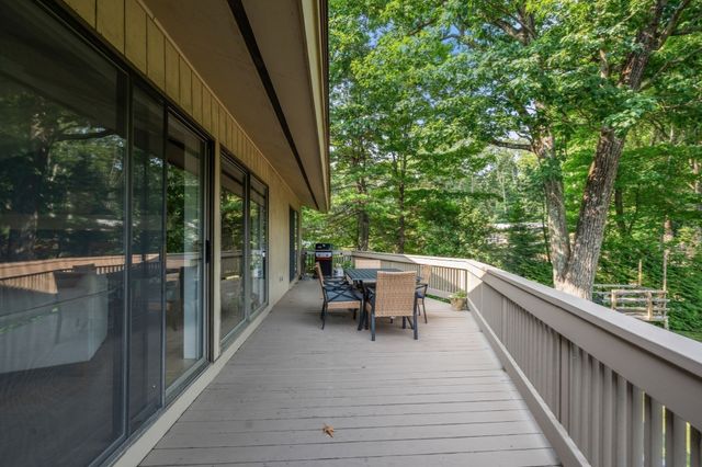 90 Aylesbury Road, Worcester, MA 01609