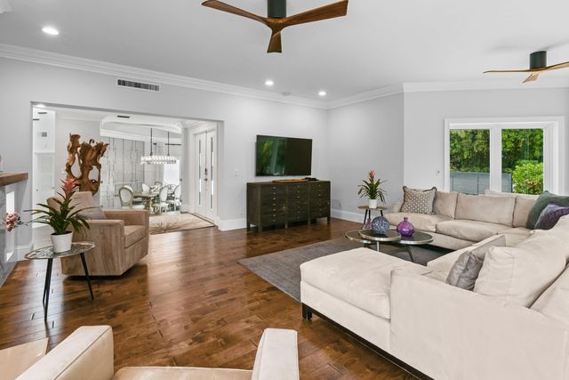 10561 SE Le Parc, Jupiter, FL 33458