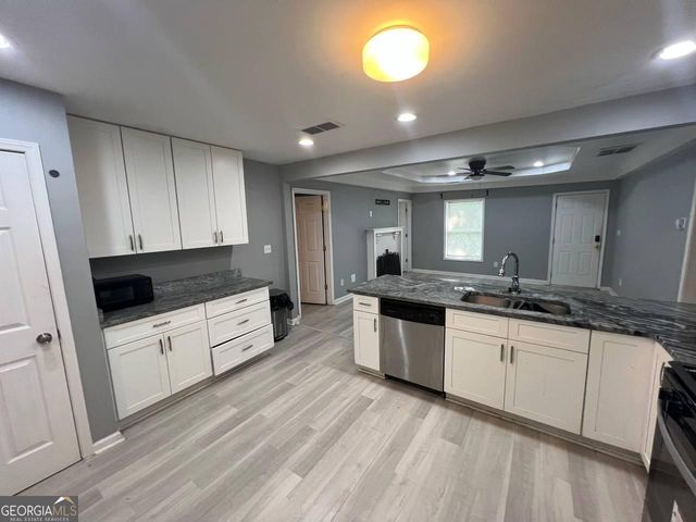 60 Harlan Road SW, Atlanta, GA 30311