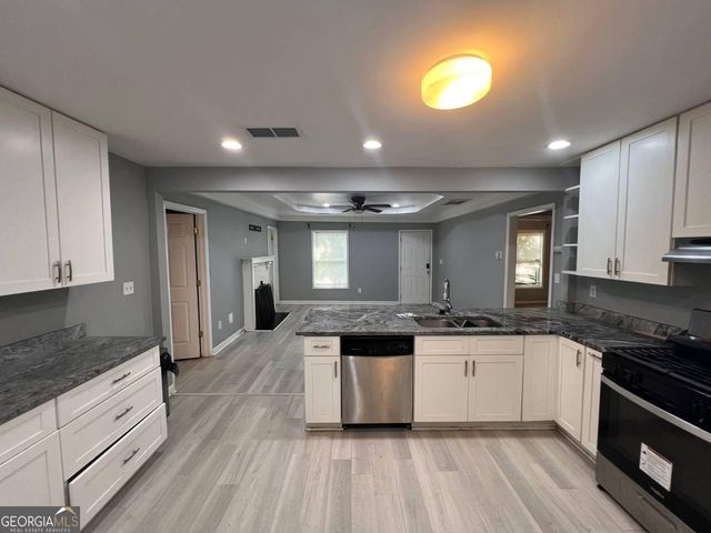 60 Harlan Road SW, Atlanta, GA 30311