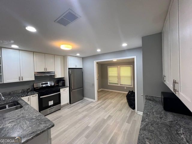 60 Harlan Road SW, Atlanta, GA 30311