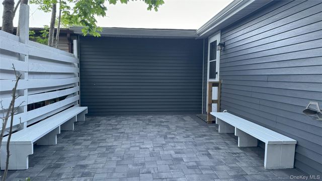 135 Village Circle W, Manorville, NY 11949