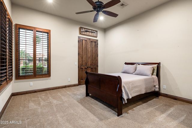 4610 E MEADOWVIEW Drive, Gilbert, AZ 85298