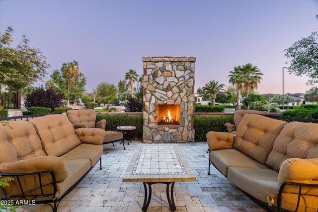 4610 E MEADOWVIEW Drive, Gilbert, AZ 85298