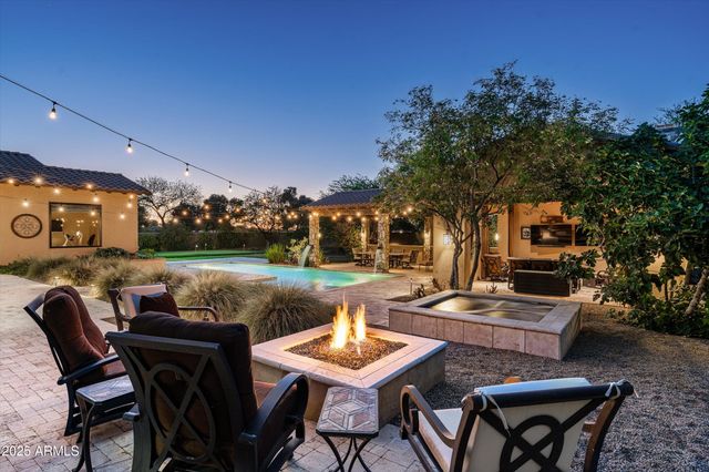 4610 E MEADOWVIEW Drive, Gilbert, AZ 85298