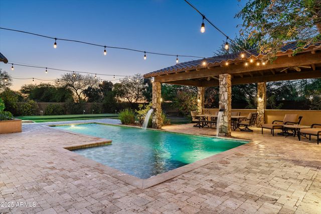 4610 E MEADOWVIEW Drive, Gilbert, AZ 85298