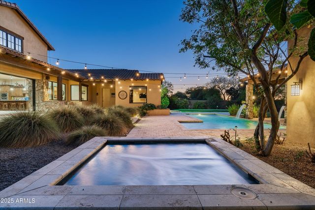 4610 E MEADOWVIEW Drive, Gilbert, AZ 85298