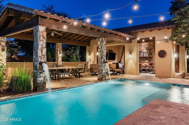 4610 E MEADOWVIEW Drive, Gilbert, AZ 85298