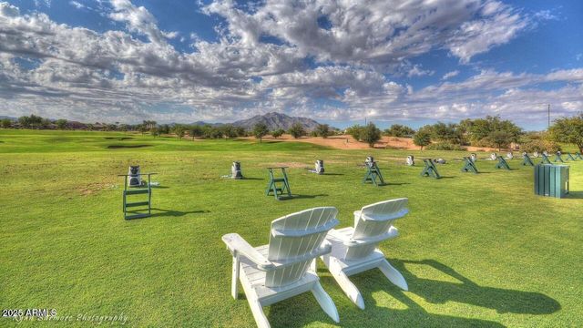 4610 E MEADOWVIEW Drive, Gilbert, AZ 85298