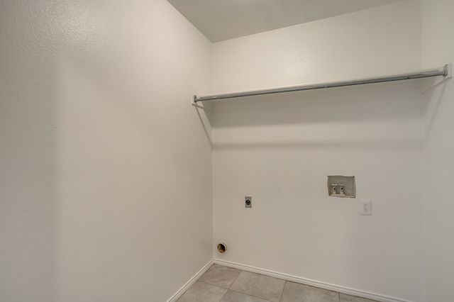 701 Stonebrooke Drive, Burleson, TX 76028