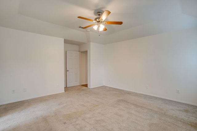 701 Stonebrooke Drive, Burleson, TX 76028