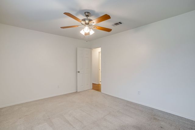 701 Stonebrooke Drive, Burleson, TX 76028