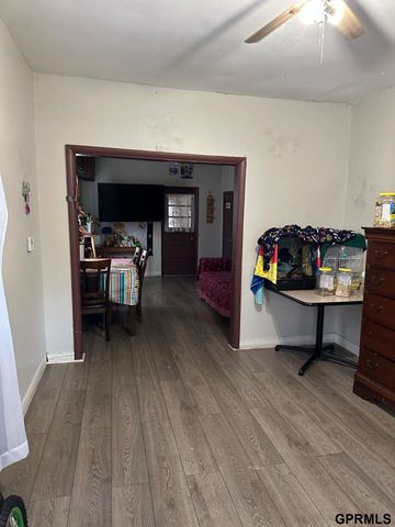 4421 S 26th Street, Omaha, NE 68107