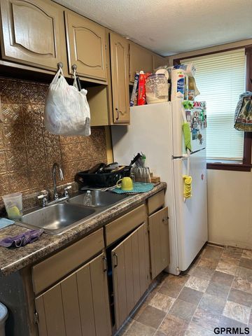 4421 S 26th Street, Omaha, NE 68107