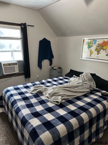 4421 S 26th Street, Omaha, NE 68107