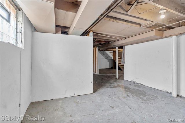 98 Le Roy Street, River Rouge, MI 48218