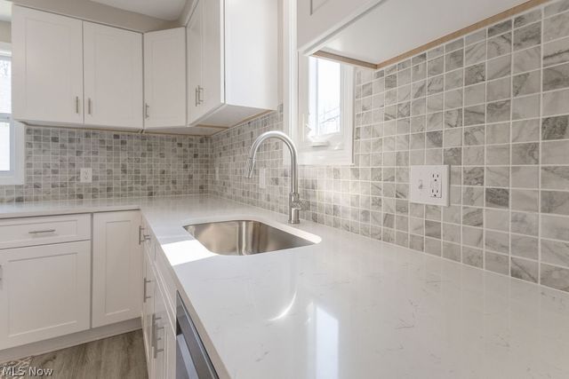 1639 Edgefield Road, Lyndhurst, OH 44124