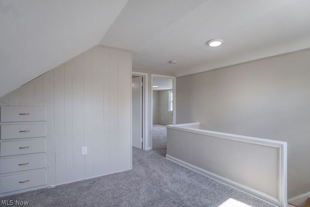 1639 Edgefield Road, Lyndhurst, OH 44124