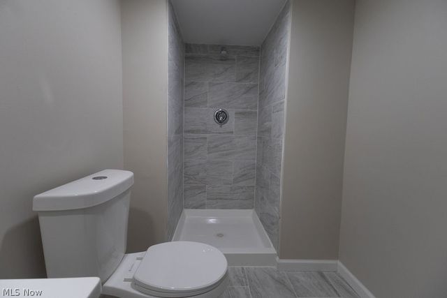 1639 Edgefield Road, Lyndhurst, OH 44124