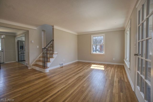 1639 Edgefield Road, Lyndhurst, OH 44124