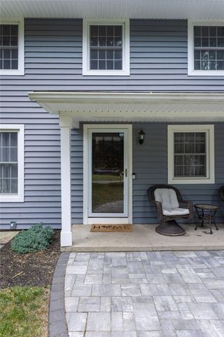 32 White Birch Circle, Chili, NY 14624
