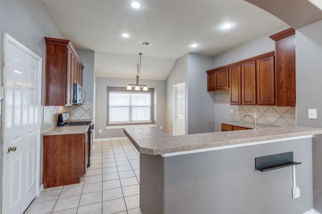 1627 Summerfield Drive, Allen, TX 75002