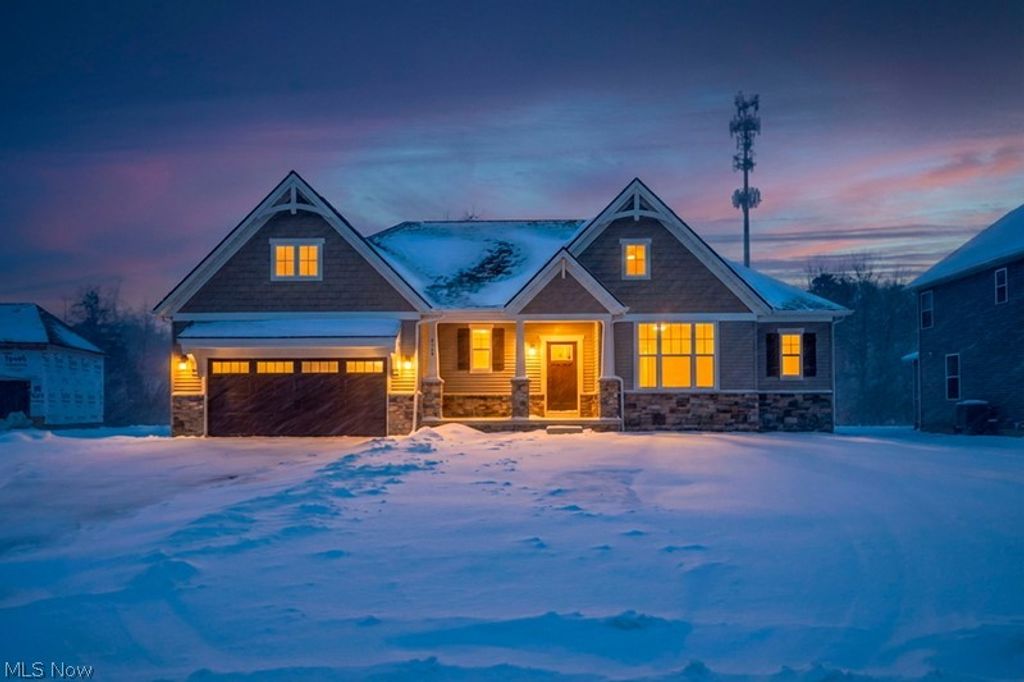 3320 White Willow Lane, Brunswick, OH 44212