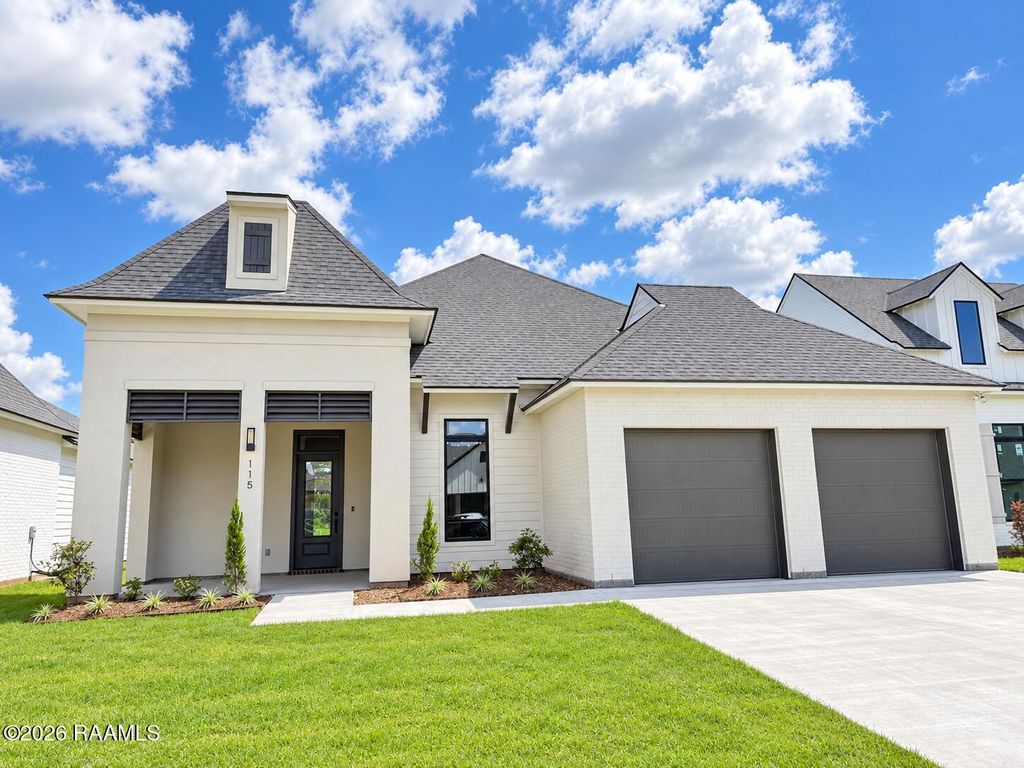 115 Fountain Meadow Drive, Broussard, LA 70518